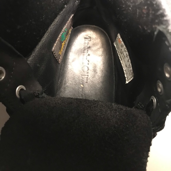 Timberlands Black Velvet Women’s Boots - Picture 4 of 4